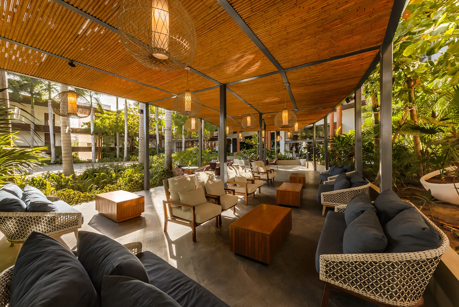 Blend Bar Armony Resort - MGallery Collection