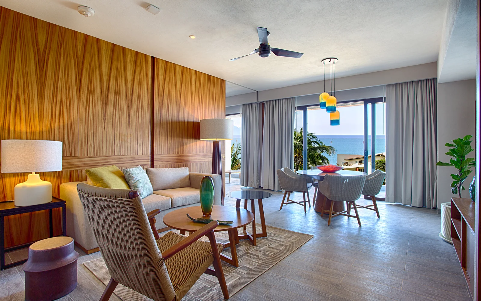 Lush Rooms